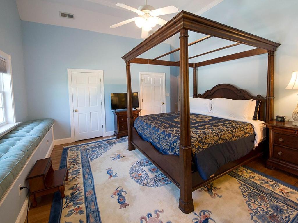 Kingsbay Mansion And Vacation Rental Houses Marion Zimmer foto